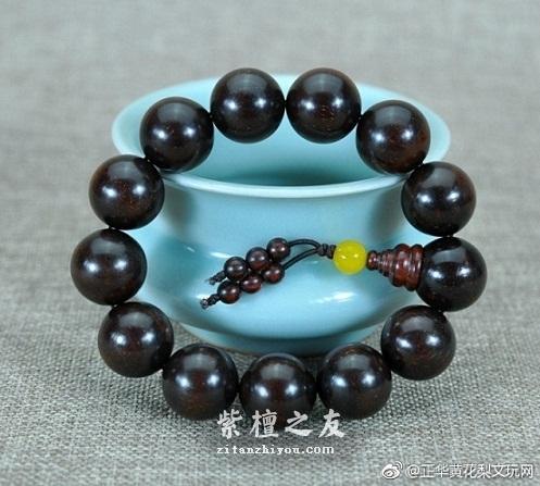 冬天要如何盘玩小叶紫檀？有什么办法防止小叶紫檀开裂？别错过！-3