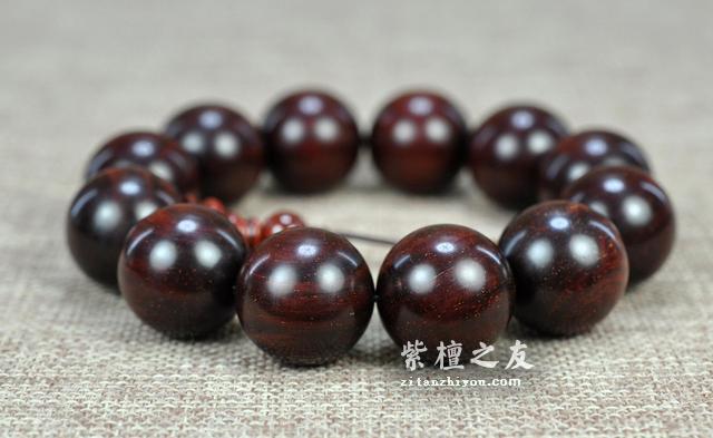 如何鉴定手串是不是胶磨？-1