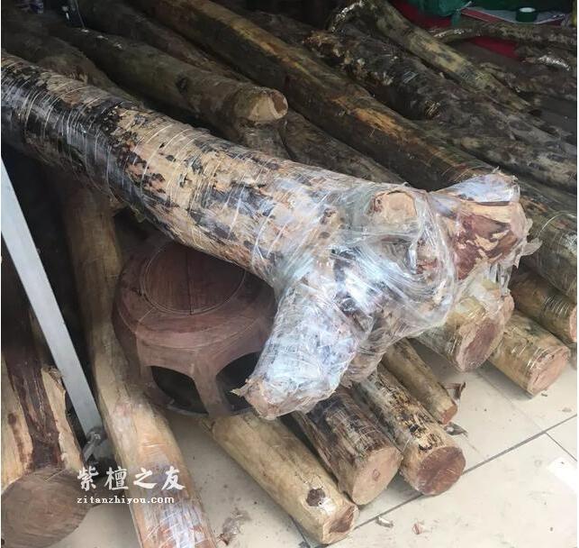 为什么海南黄花梨、小叶紫檀制成的红木家具越来越贵？-5