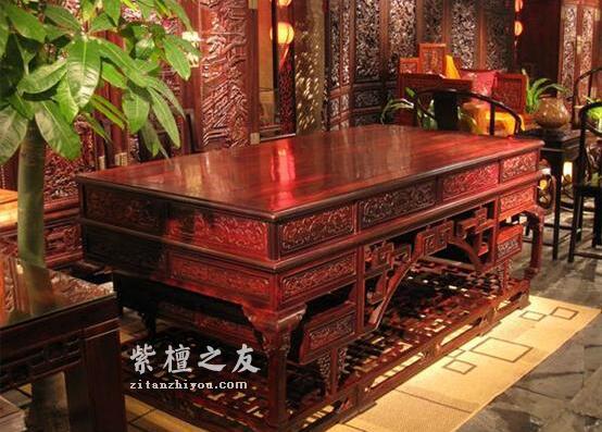 大家熟知小叶紫檀价格昂贵，保养护理是否也特别复杂？-6