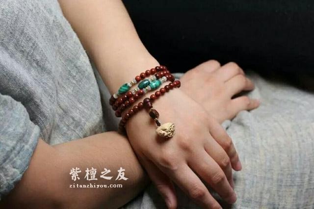 小叶紫檀有6个好处，让女人彻底放弃穿金戴银！-5