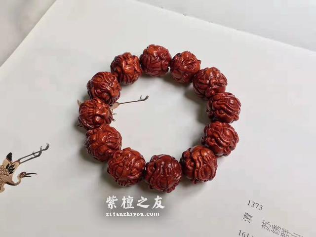 小叶紫檀“少盘多放”包浆才会最完美 是什么原理-1