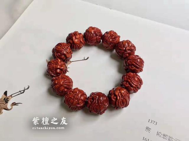 小叶紫檀手串开裂后还能继续盘吗？-4