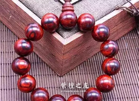 为什么很多玩家喜欢小叶紫檀树头料？-5