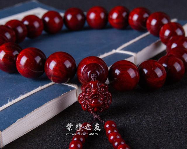 紫檀手串怎么盘？谨记“六盘”、“五不宜”！-5
