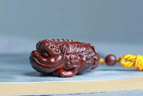 六种小叶紫檀神兽把件代表的寓意！