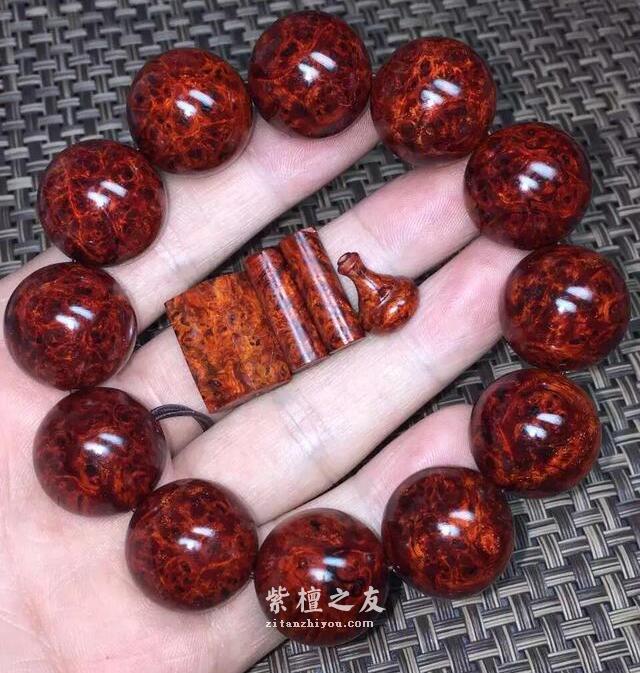 干货：小叶紫檀瘤疤如何玩出好包浆？-1