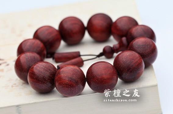 干货：把玩小叶紫檀手串须谨记这六个原则-2