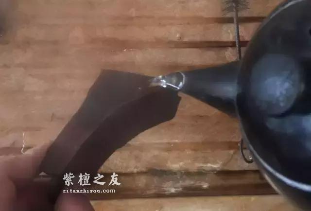 电吹风、热水、打火机、铁丝：无损鉴别小叶紫檀与血檀的“四大神器”-10