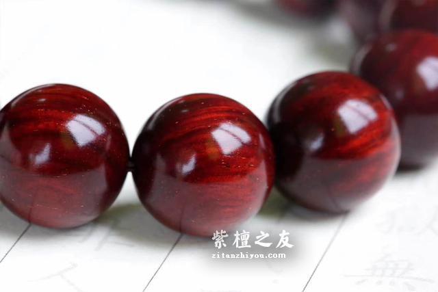 小叶紫檀有红有黑，多少人被蒙在鼓里-1