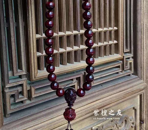 小叶紫檀有红有黑，多少人被蒙在鼓里-3