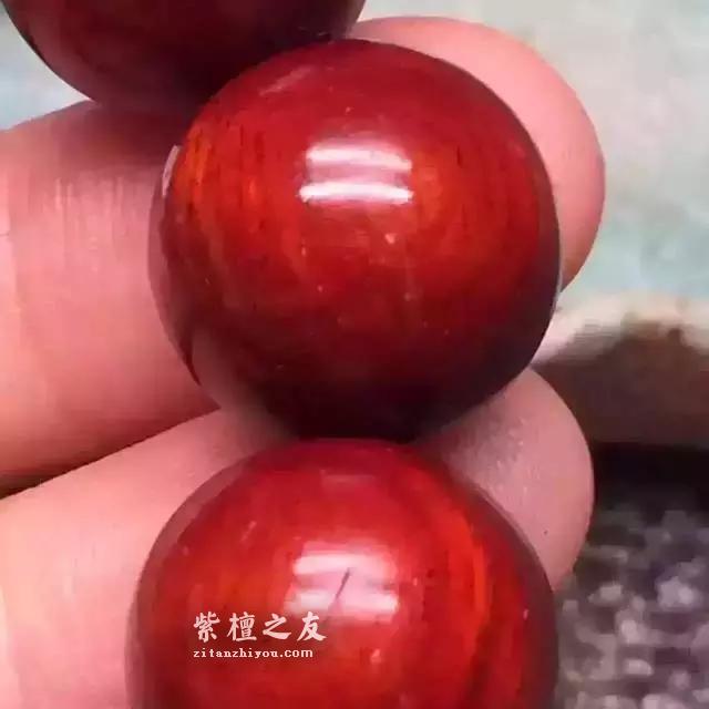 小叶紫檀有红有黑，多少人被蒙在鼓里-6