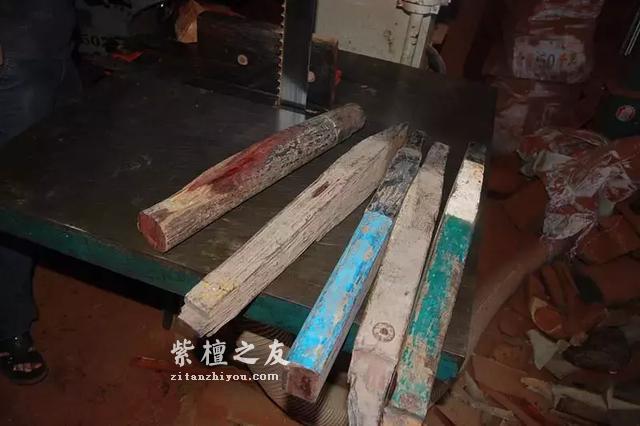 这才是你们想要的小叶紫檀马车料！-4