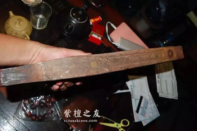 这才是你们想要的小叶紫檀马车料！-3