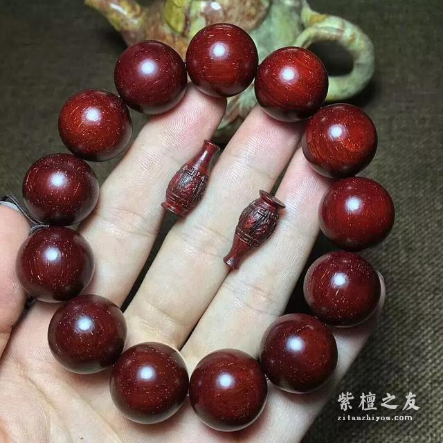 小叶紫檀越盘越乌怎么办?别怕!有绝招!-2