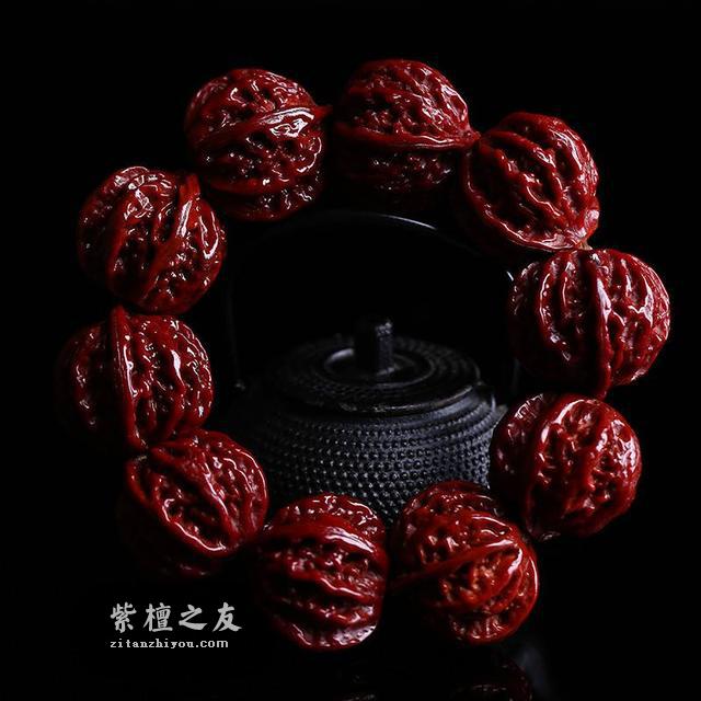 盘玩小叶紫檀的三大注意事项，一不小心就会毁了你的手串！-5
