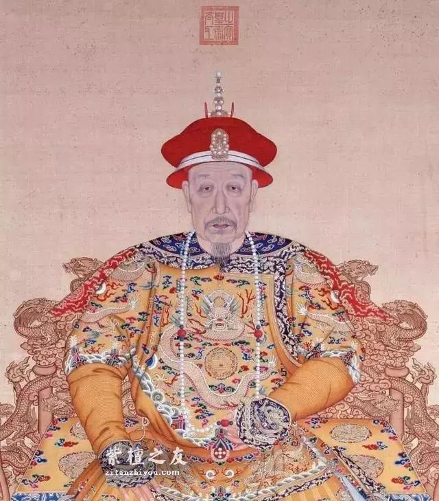 史上最痴迷紫檀的乾隆皇帝，一生玩掉700505斤紫檀-3