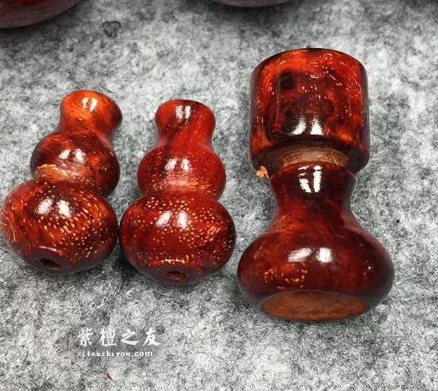 文玩天下告诉你；百年寸檀，十檀为什么九空？-3